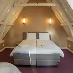 The Otel 2*