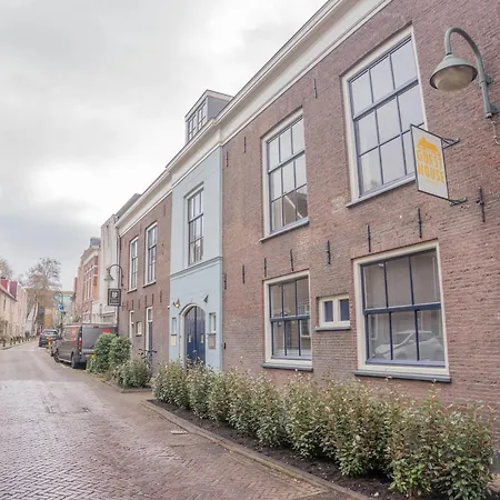 Ξενοδοχείο The 2*