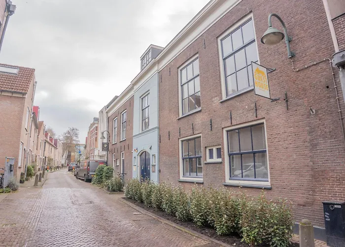 Ξενοδοχείο The 2*