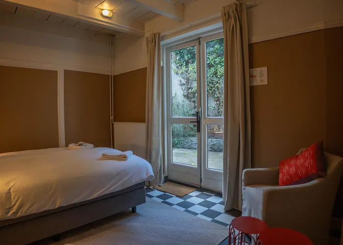 Ξενοδοχείο The 2*